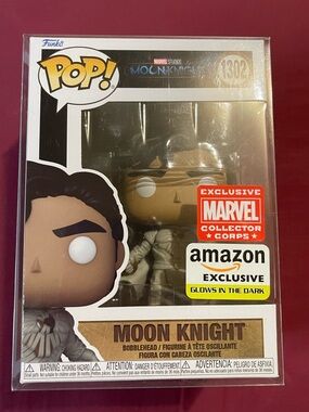 Funko Pop! Moon Knight (Amazon Exclusive) - Glow-In-The-Dark